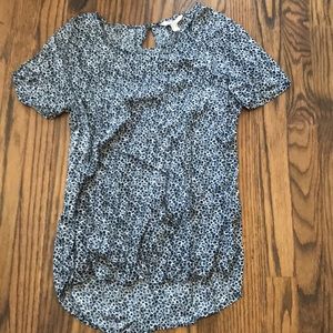 Banana Republic short sleeved shirt